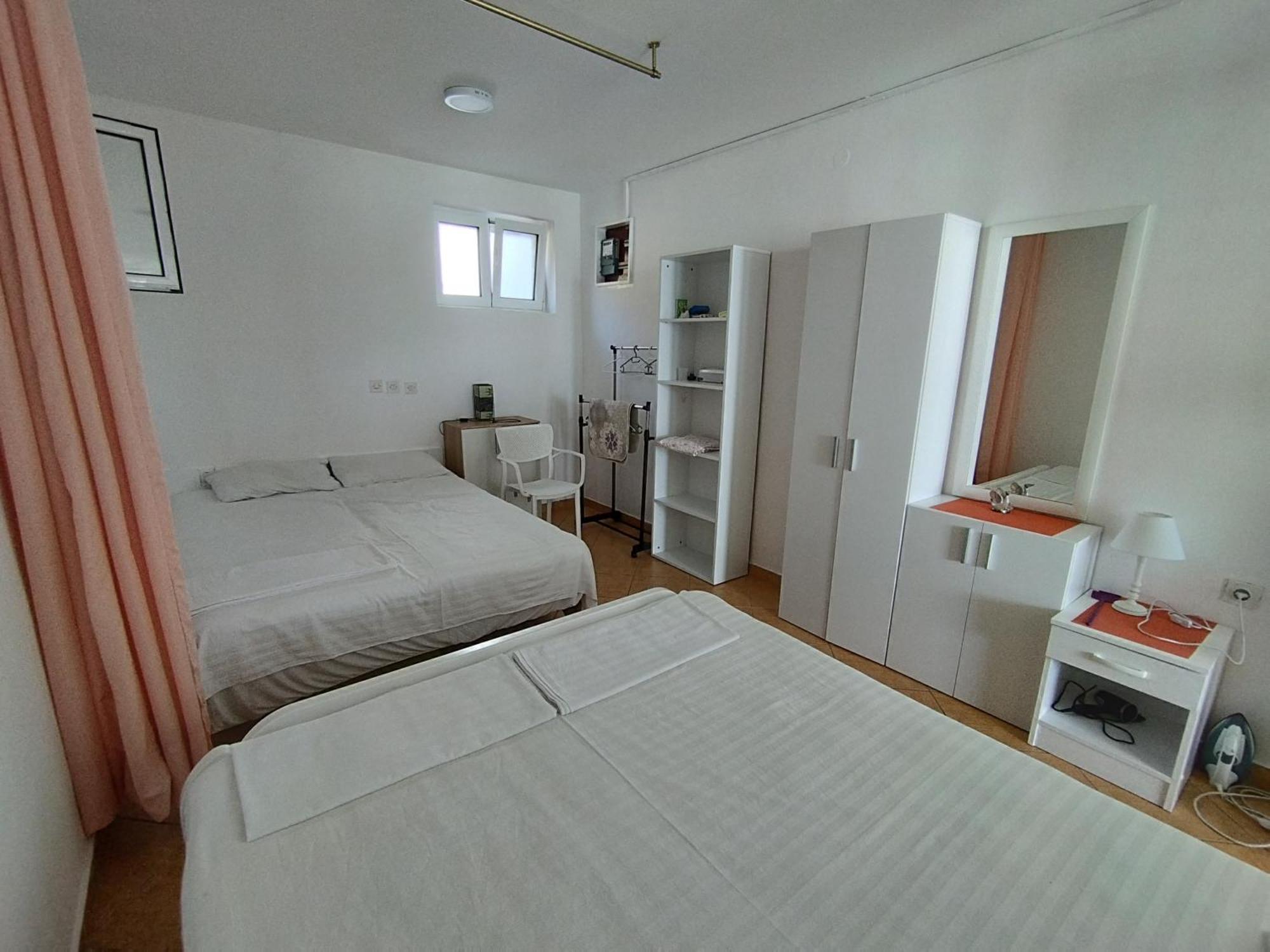 Seaside Apartment Kruce Ulcinj Bagian luar foto