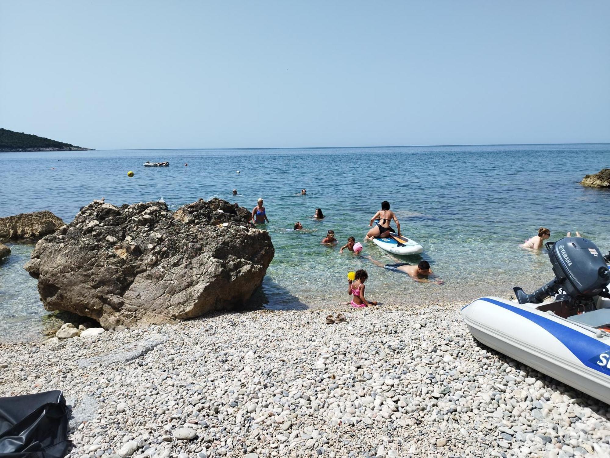 Seaside Apartment Kruce Ulcinj Bagian luar foto