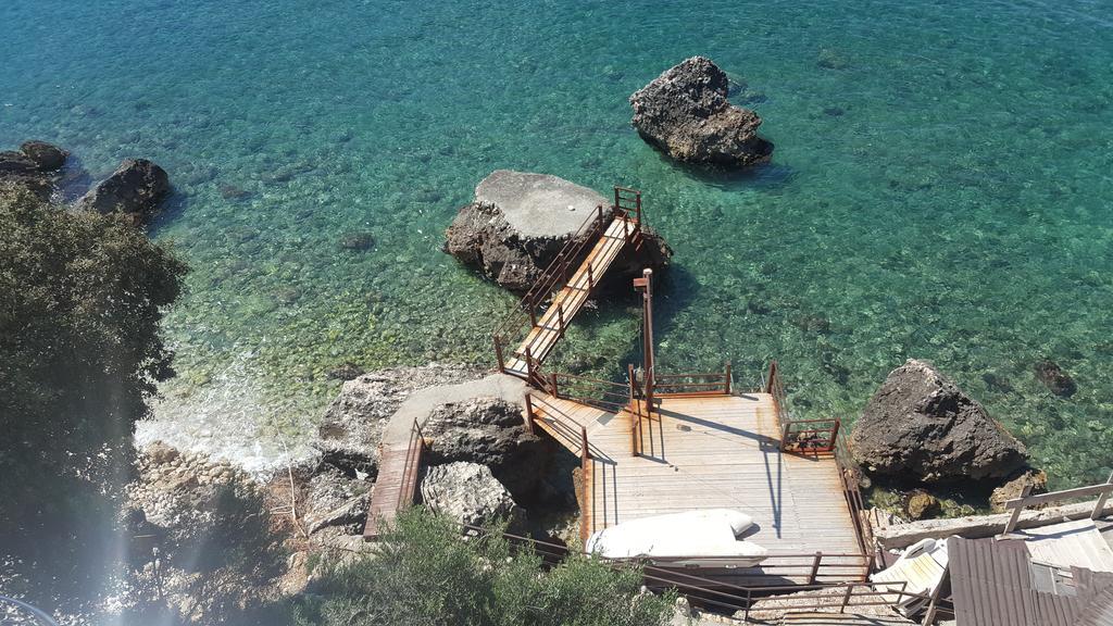 Seaside Apartment Kruce Ulcinj Bagian luar foto