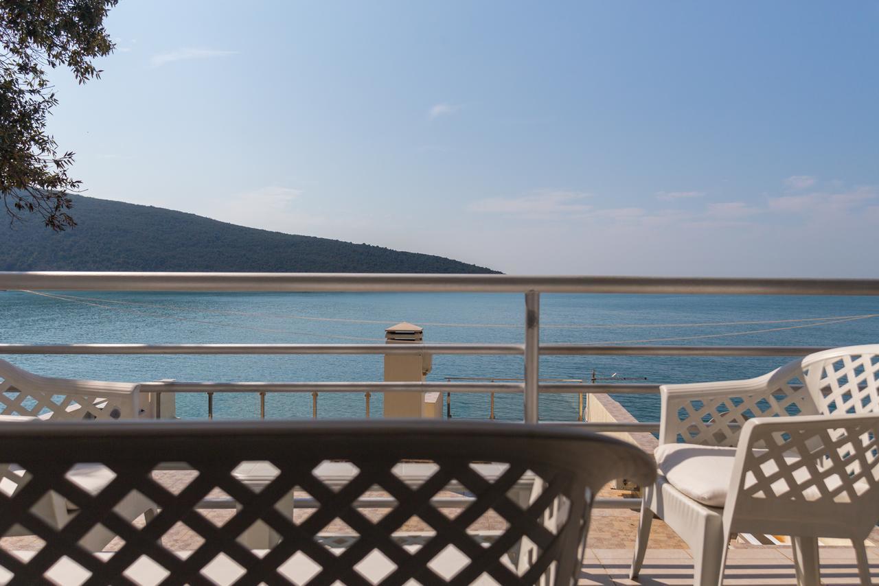 Seaside Apartment Kruce Ulcinj Bagian luar foto